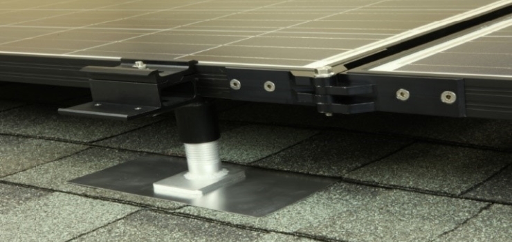 rail-less pv system for solar panel installation