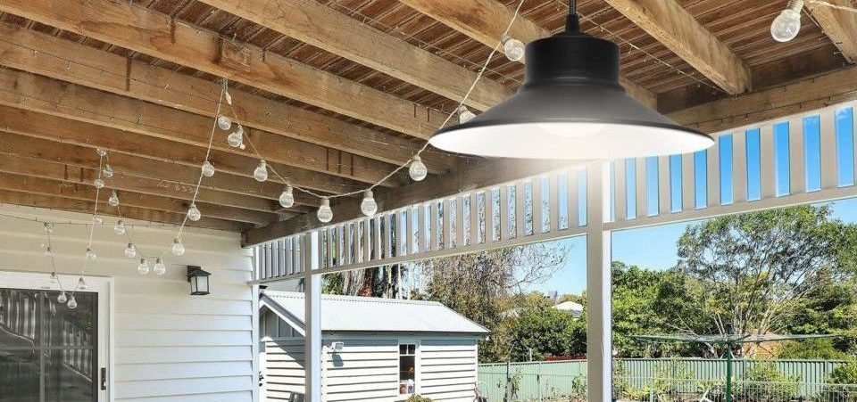 10 Best Solar Shed Lights In 2021 Review, Outdoor Shed Lighting Ideas